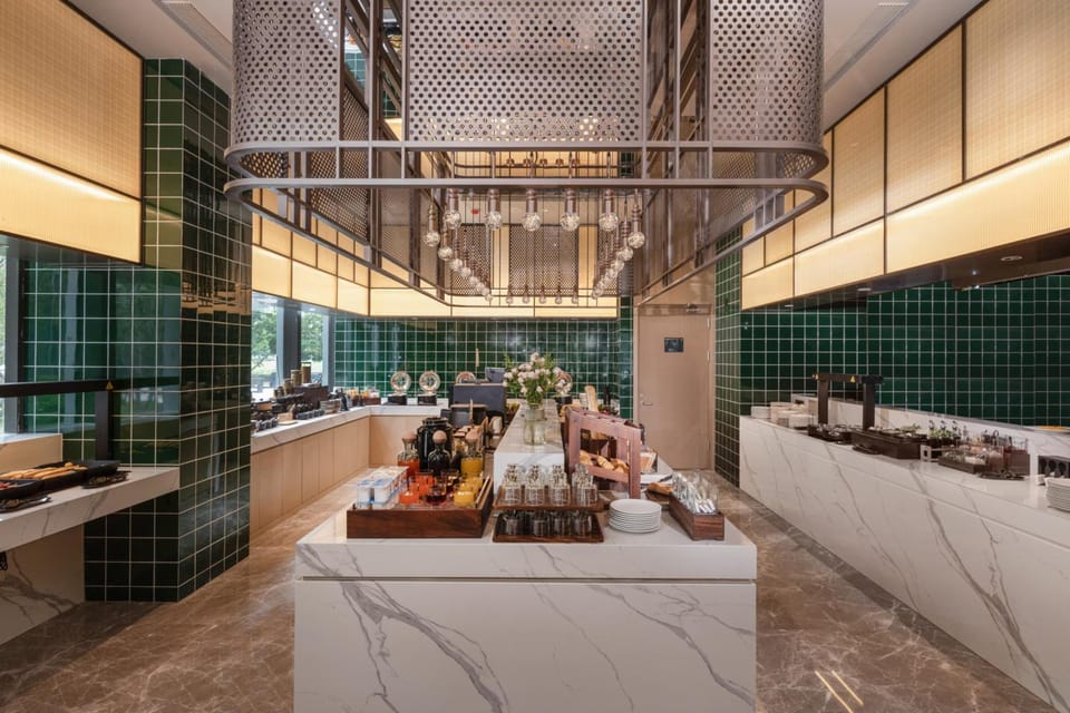 Atour Hotel Wuxi Huishan High-speed Railway Station Hotel in Suzhou