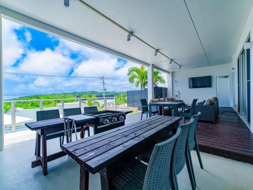 Villa Alivio Hotel in Okinawa Prefecture