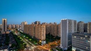 Hangzhou Longyin International Hotel (Chengbei MixC Branch) Hotel in Hangzhou