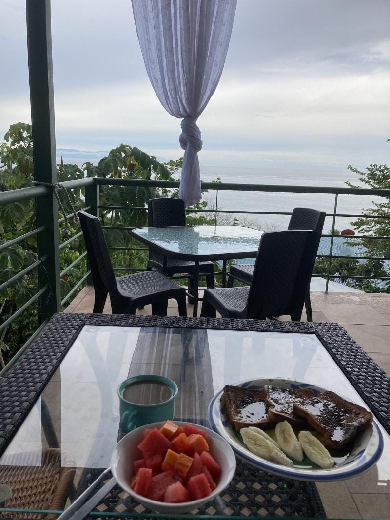Sunshine Sanctuary Hotel in Cobano