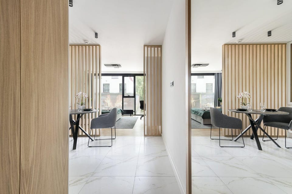Easy Rent Apartments - GOLD 30 Hotel in Poland