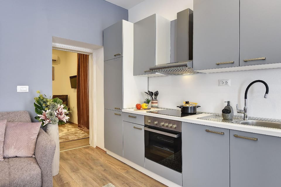D&A Central Luxury Apartments Hotel in Pula