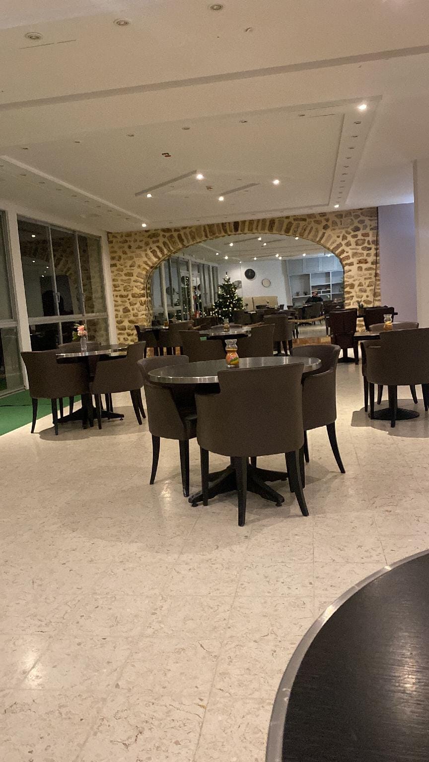 Auberge de L'étoile Hotel in Île-de-France