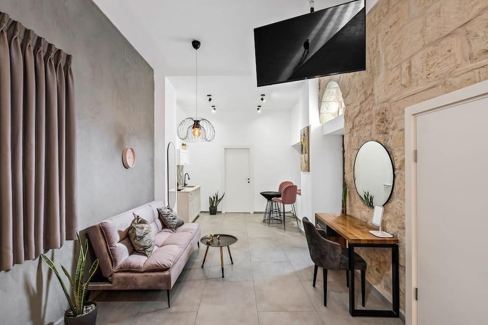 La Finca Boutique Suites - Old City Hotel in South District