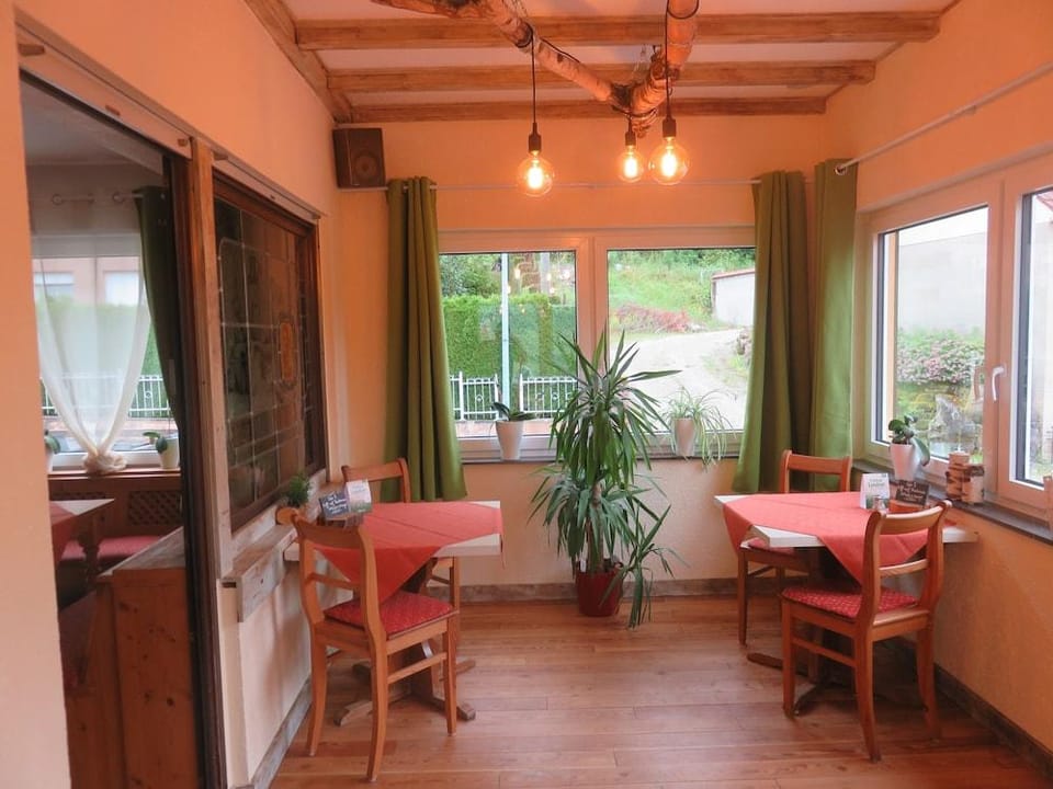 Hotel Haus am Berg Hotel in Trier-Saarburg