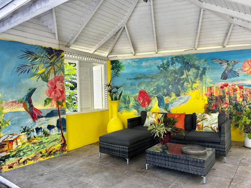 Luxury 5-bed Villa in Tobago The Big Yellow House Hotel in Western Tobago
