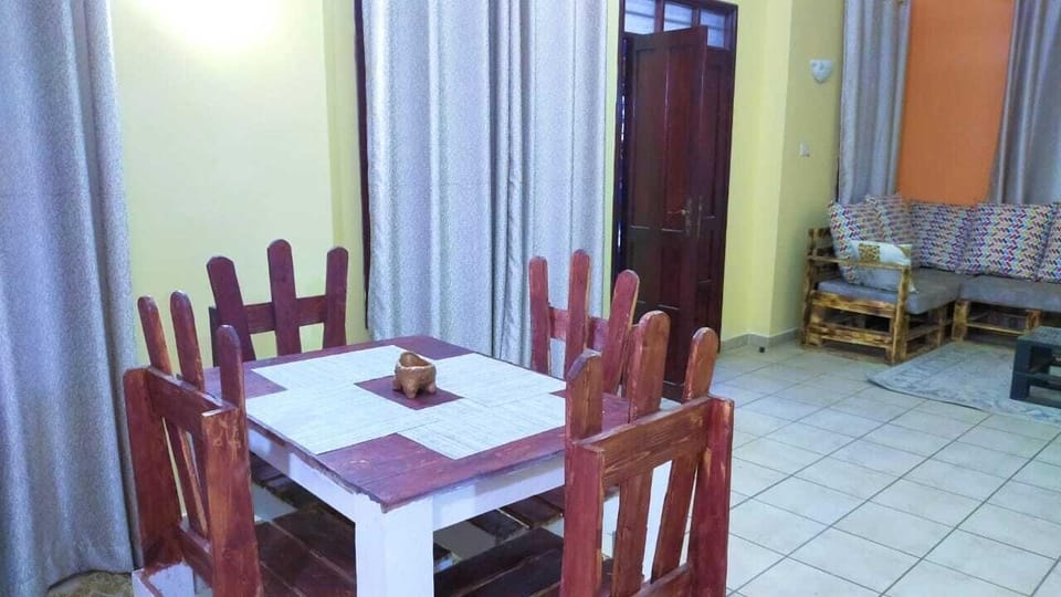Lux Suites Mtwapa Holiday Home Hotel in Kenya