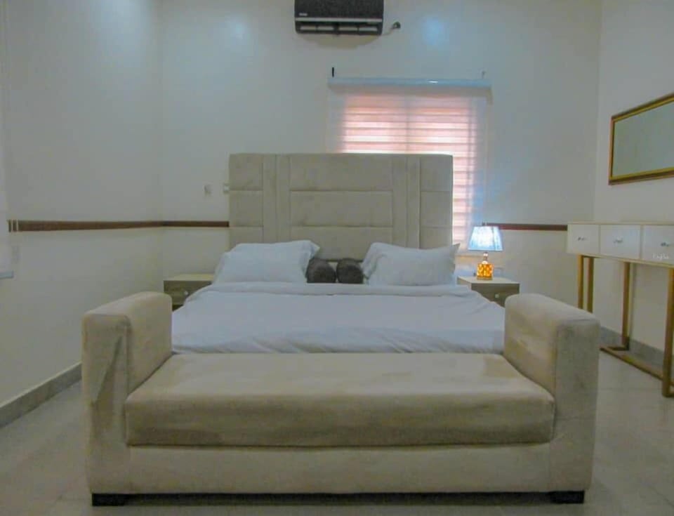 UPGATES ENTERPRISE -HOMES & SUITES Hotel in Nigeria