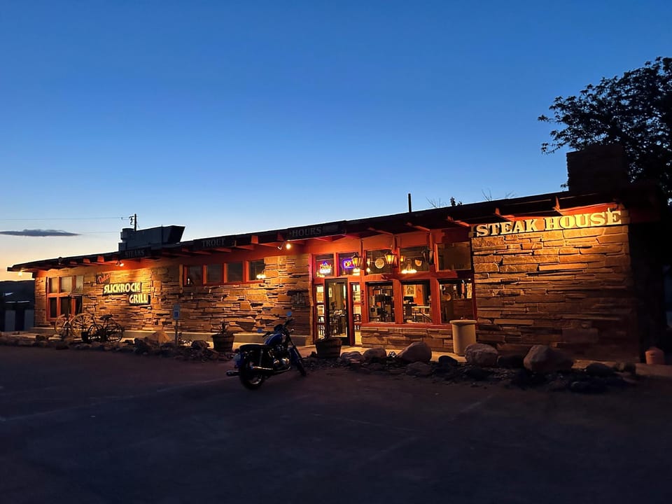 Dukes Slickrock Campground & RV Park Hotel in Capitol Reef
