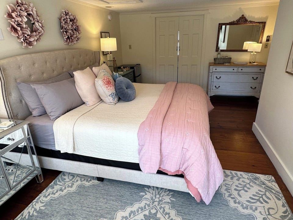 Inn at Perkins Cove Hotel in Ogunquit