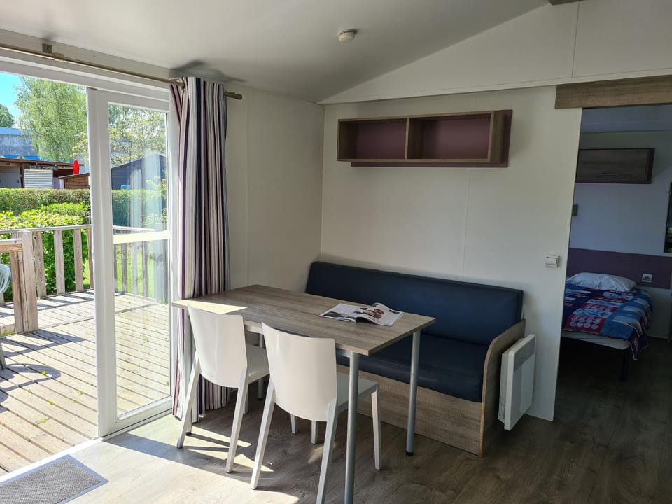 Resort & Camping - Val De Braye Hotel in Centre-Val de Loire