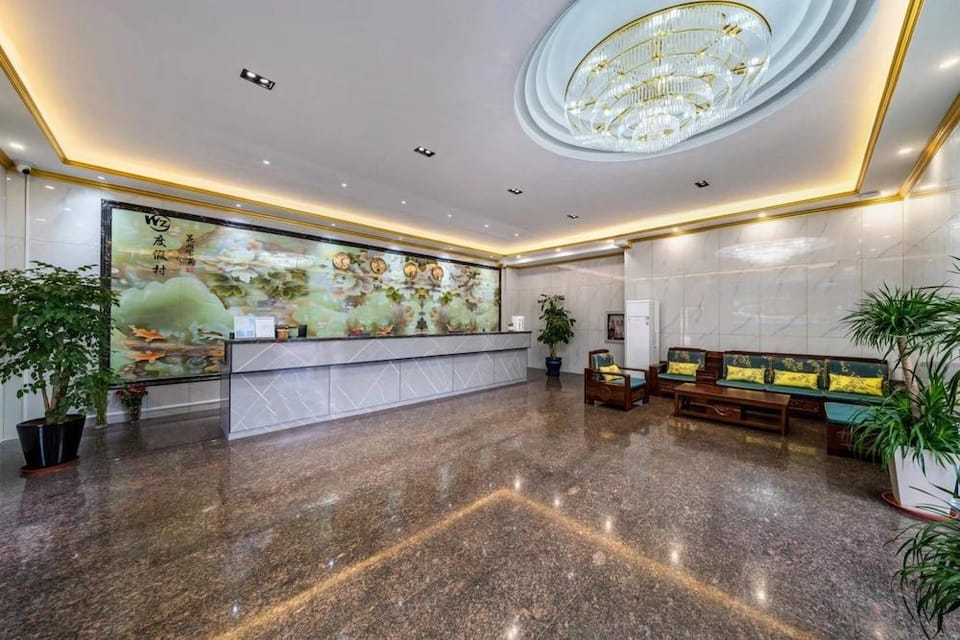 Shanghai Wanzhen Leisure Village Hotel in Shanghai