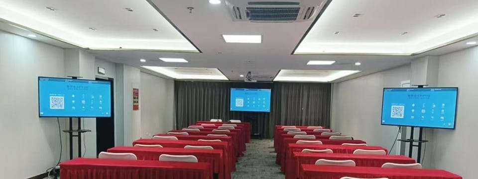 Nanjing Ruihua Hotel (Xiaozhuang Metro Station) Hotel in Nanjing