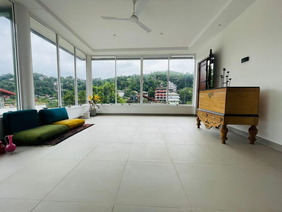 Bird's Way Villa Hotel in Kandy