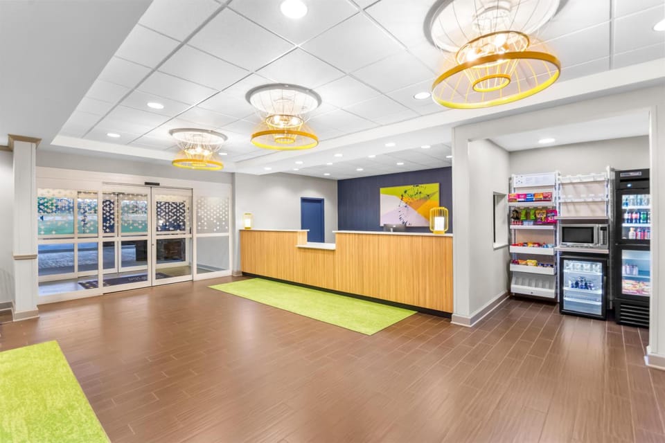 Dothan East Inn & Suites Hotel in Dothan