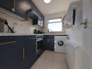Modern Cozy 2-Bedroom Near The Sea Hotel in Portsmouth