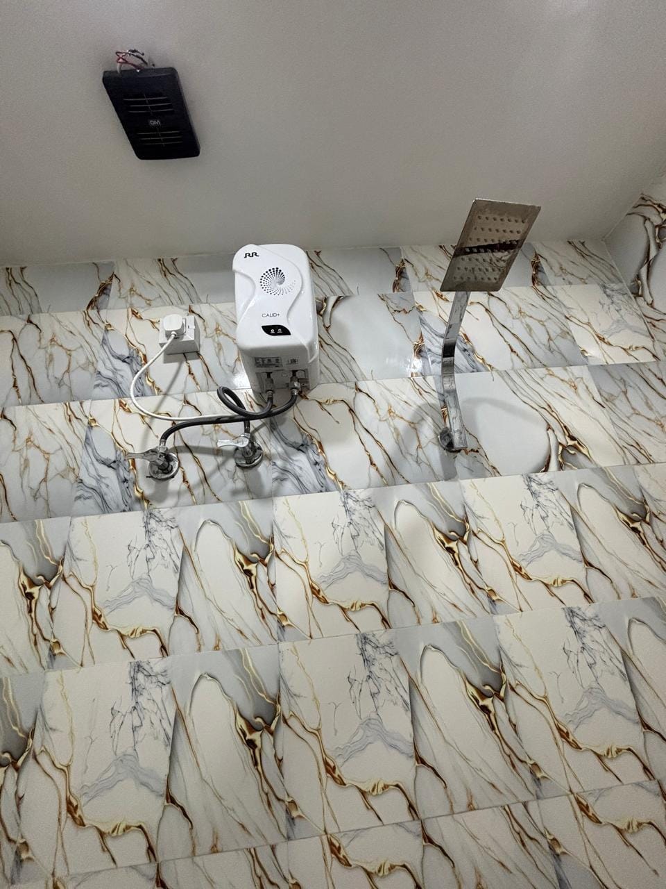 Hotel Rising Hotel in Uttar Pradesh