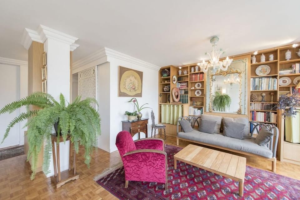 Apartment near Pont de Grenelle Hotel in Paris
