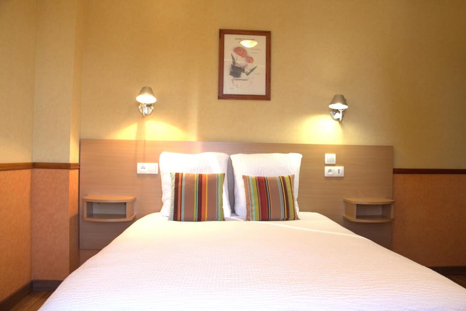 Hotel Restaurant La Clairiere Hotel in Auvergne-Rhône-Alpes