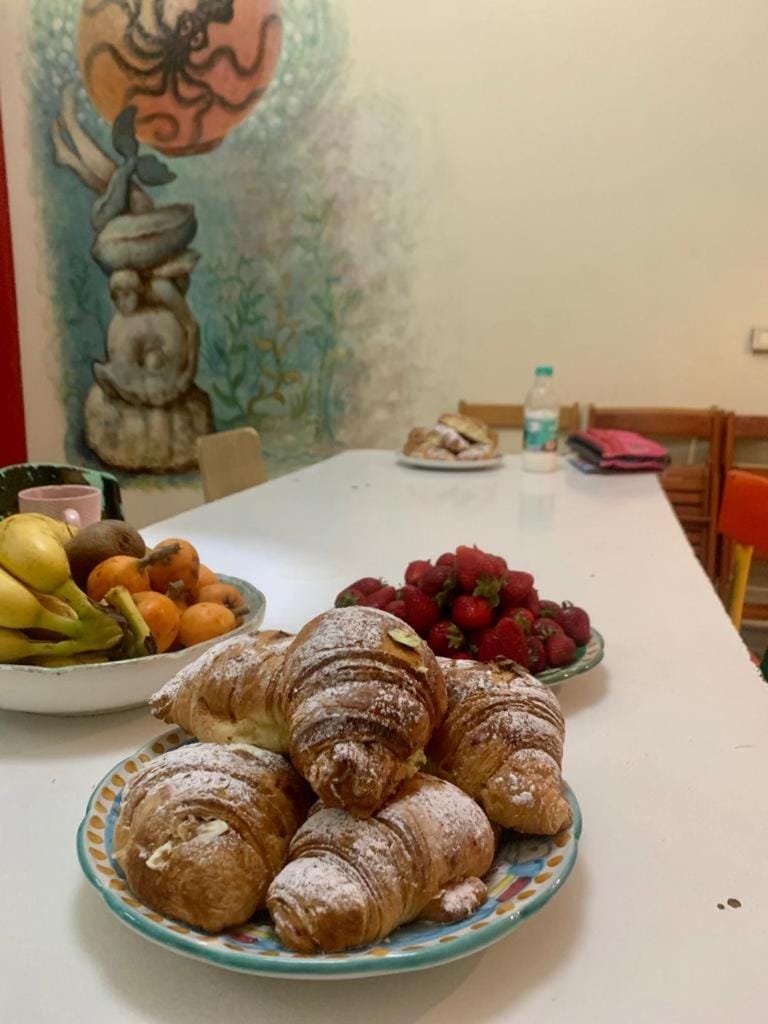 6 Small Rooms Hostel in Naples