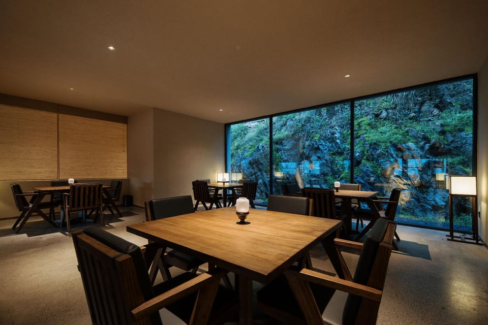 the  mountain route Hotel in Sichuan