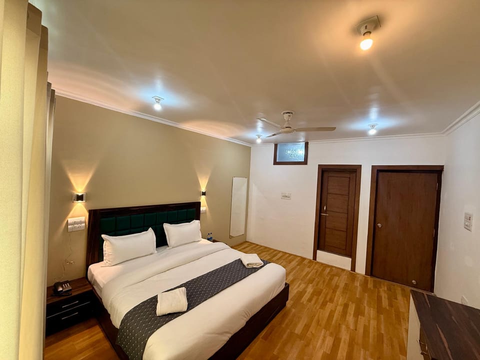 Hotel Alif Stay Hotel in India