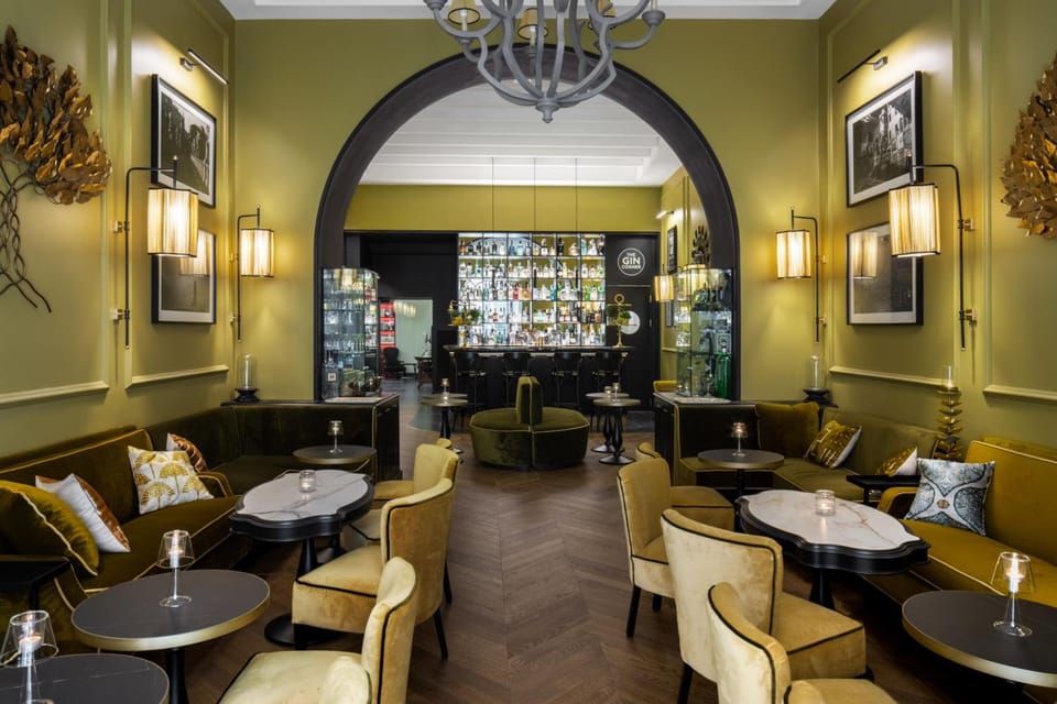 Bar/lounge