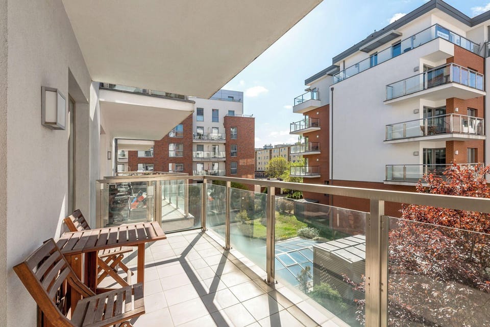 Waterlane Riverside - SPA, Pool, Gym & Parking by Downtown Apartments Apartment hotel in Gdansk
