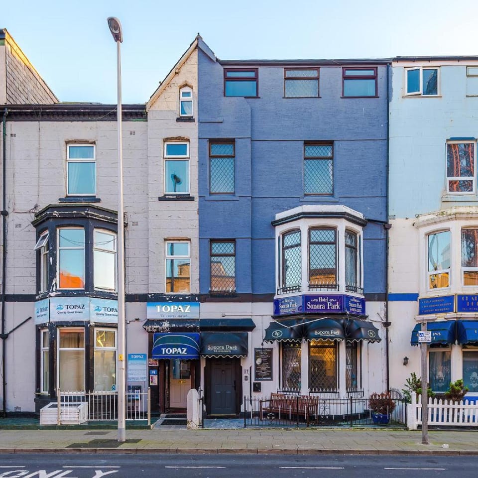 OYO Sonora Park Hotel Hotel in Blackpool