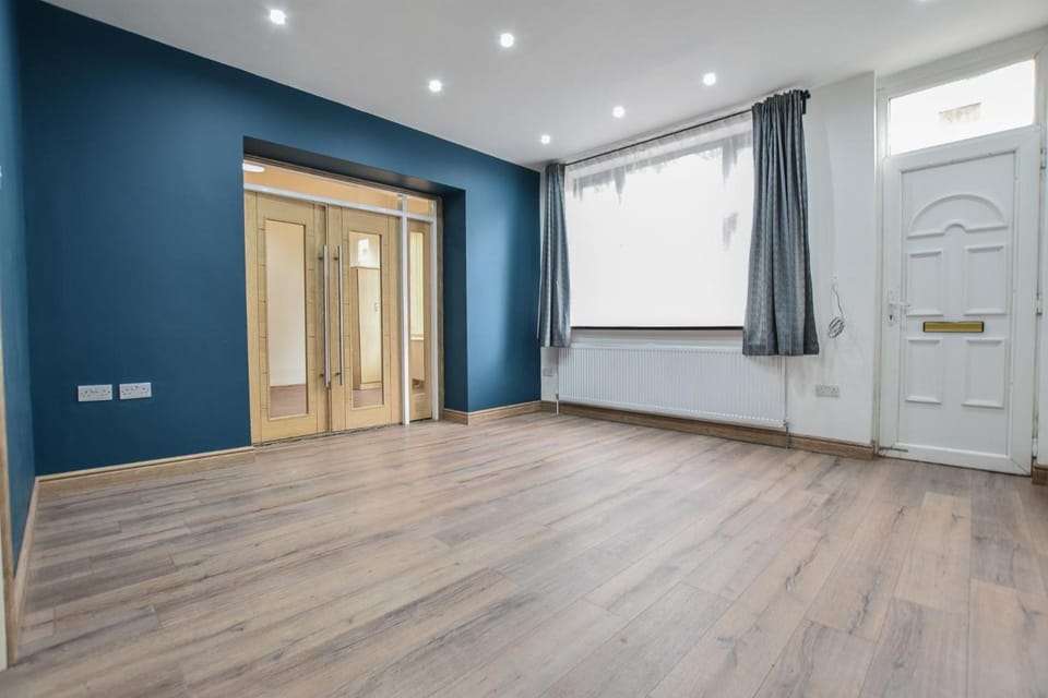 Regency Guest House Manchester North Hotel in Manchester