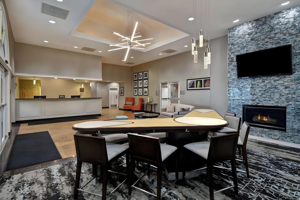 Homewood Suites by Hilton Edgewater-NYC Area Hotel in Cliffside Park