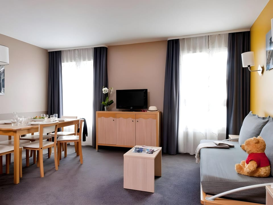 Aparthotel Adagio Val d'Europe near Disneyland Paris Hotel in Chessy