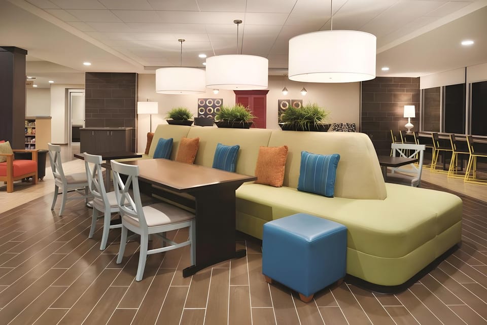 HOME2 SUITES BY HILTON IOWA CITY CORALVILLE Hotel in Coralville