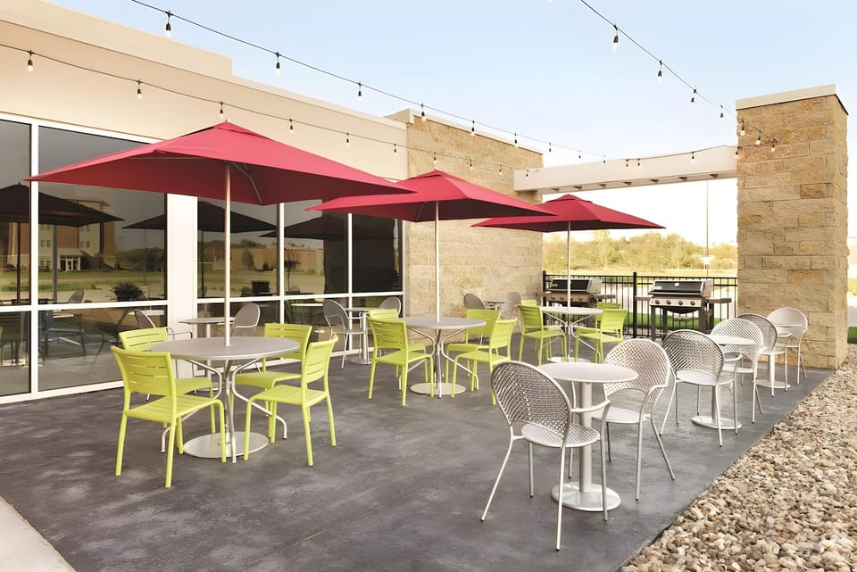 HOME2 SUITES BY HILTON IOWA CITY CORALVILLE Hotel in Coralville