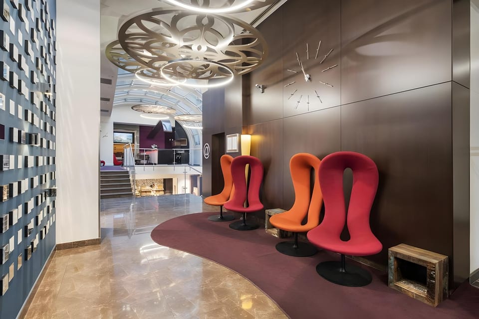 Ikonik Parlament Hotel in Budapest