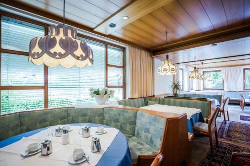 Klamberghof Burgstaller Hotel in Carinthia, Austria