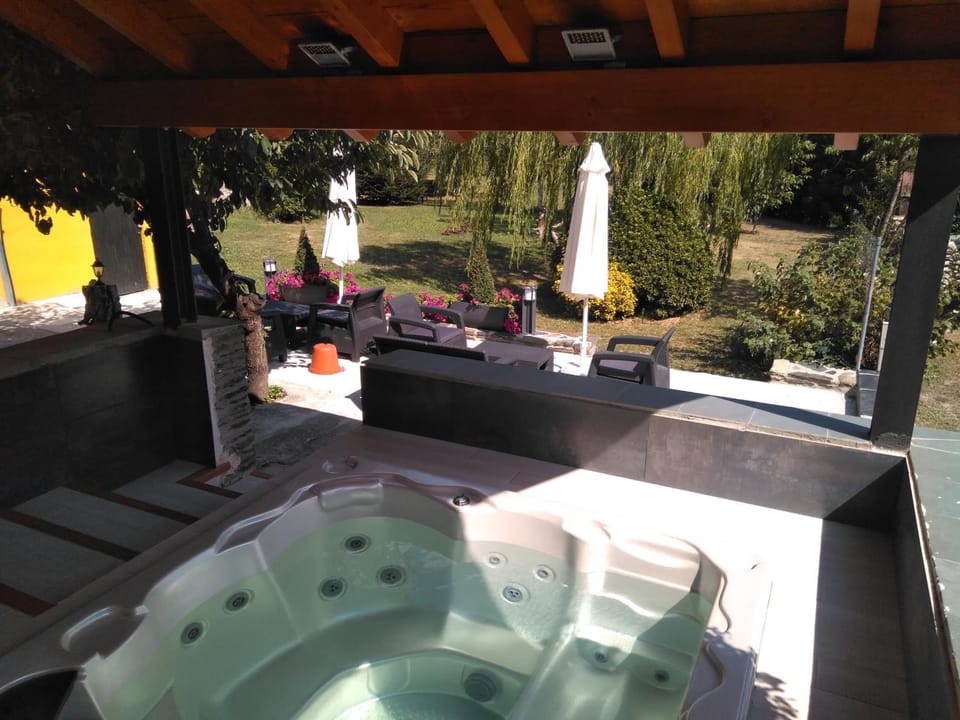 Hot tub