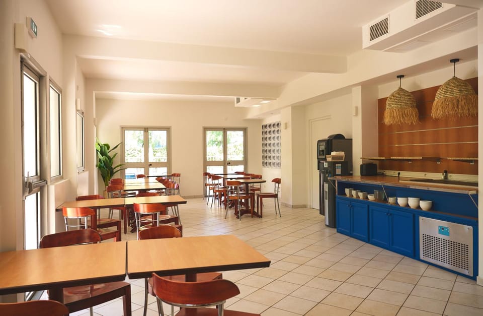 Hotel Les Rives Bleues Hotel in La Grande-Motte