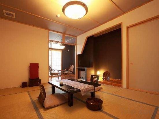 Jyuniya Ryokan Hotel in Nagano Prefecture