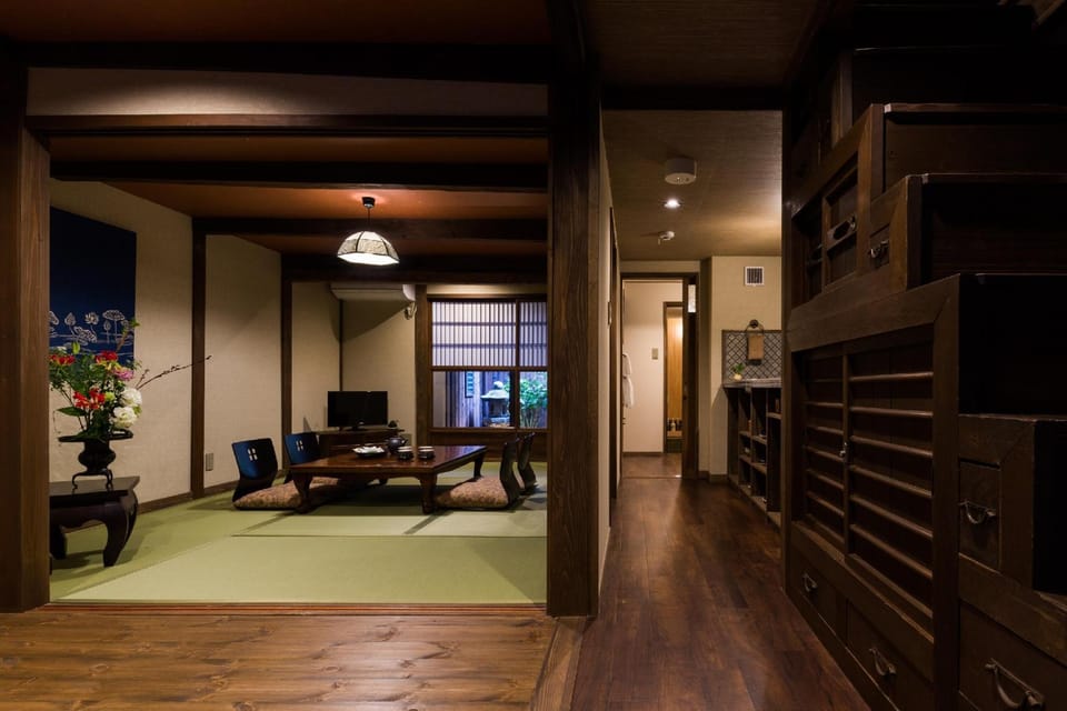 Kyoisuke Mukadeyacho Hokomachi Hotel in Kyoto