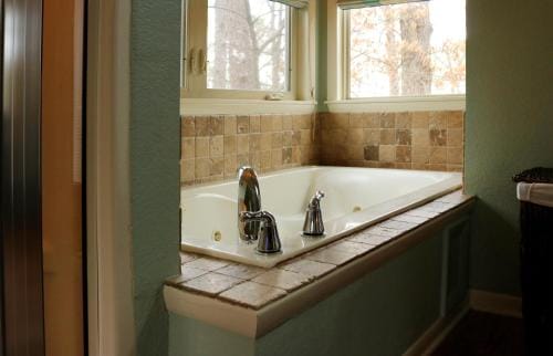 The Grand Treehouse Resort Hotel in Eureka Springs