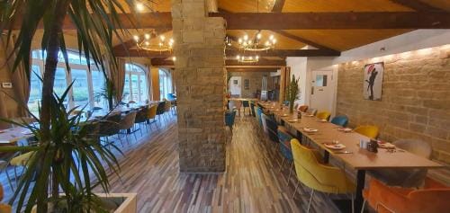 Turnpike by Maya Hotel & Restaurant Hotel in Calderdale