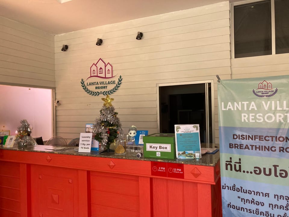 Lanta Village Resort Hotel in Sala Dan