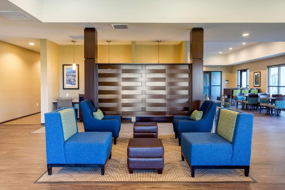 Comfort Suites Burlington near I-5 Hotel in Mount Vernon