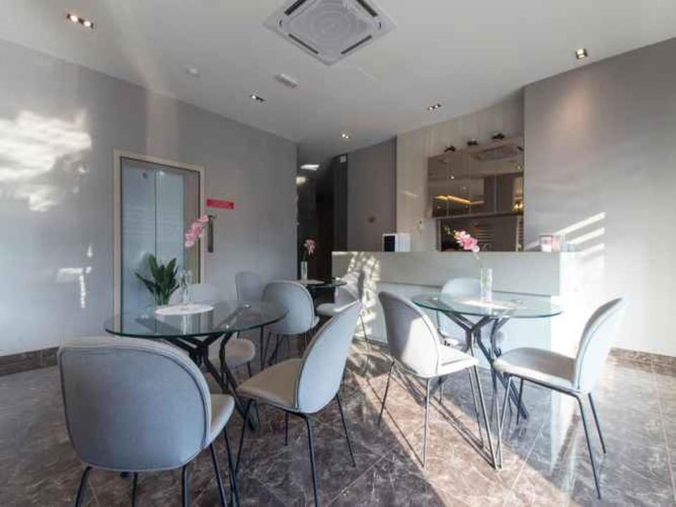 Bar/lounge