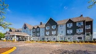 Best Western Plus Bolingbrook Hotel in Bolingbrook