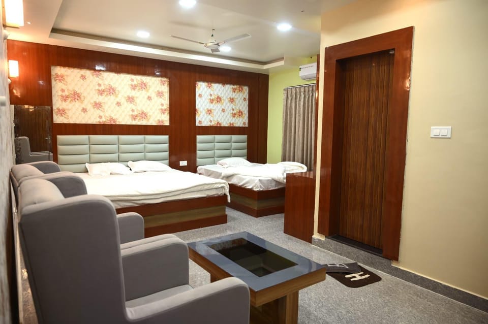NAYAGARH PALACE Hotel in Odisha