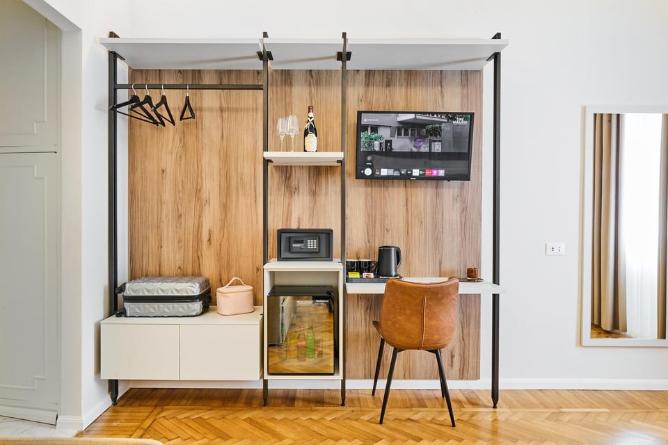 FLORENCE MEDALI ROOMS  Resort in Florence