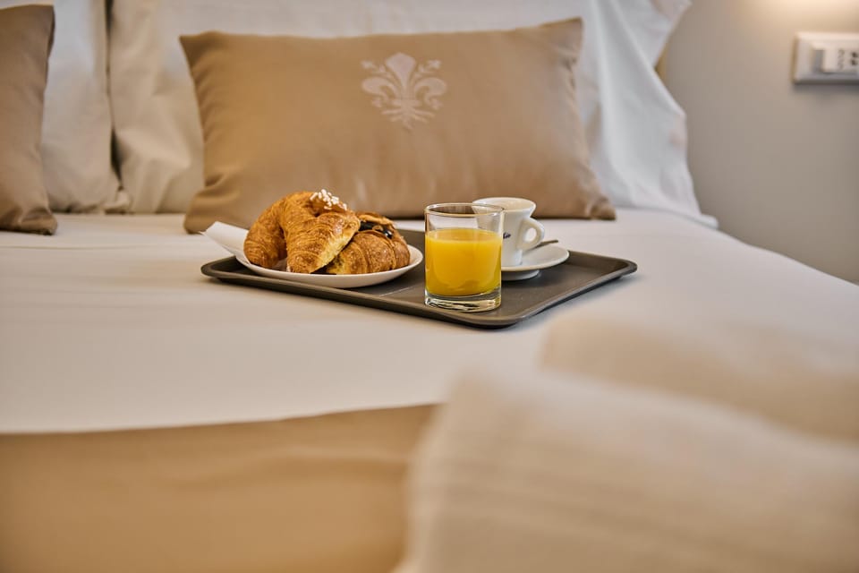 FLORENCE MEDALI ROOMS  Resort in Florence