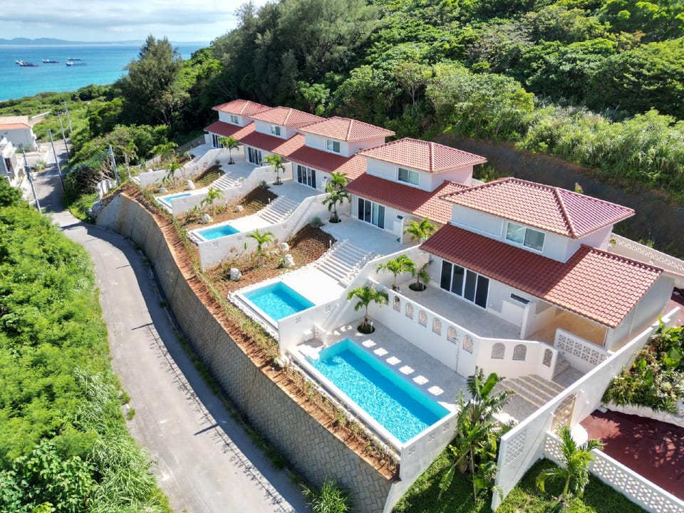 ResortVilla-KAPUKA 瀬底島 Resort in Okinawa Prefecture